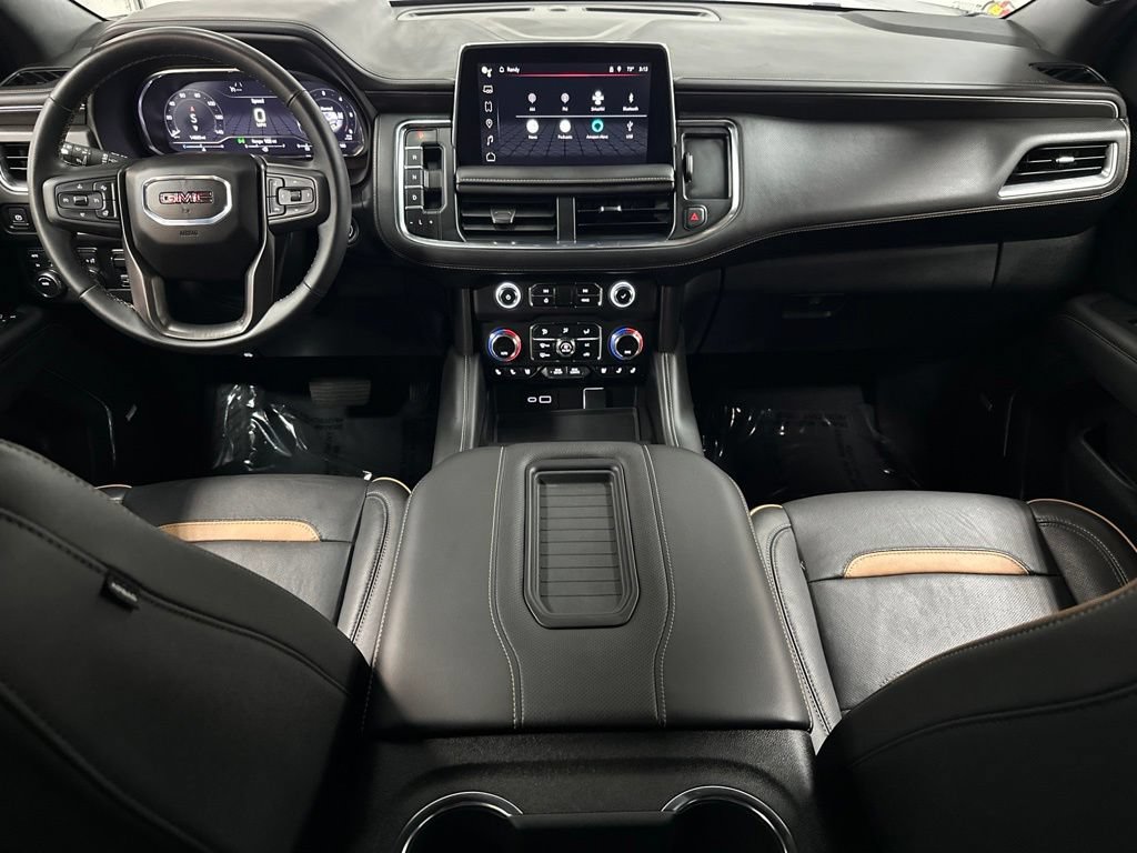 Used 2024 GMC Yukon XL AT4 w/ Technology Package AWD/4WD image 26