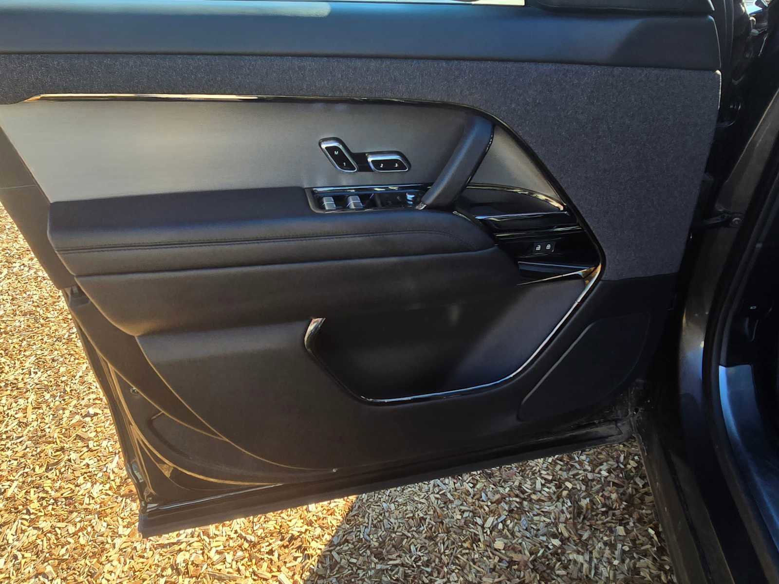 Used 2024 Land Rover Range Rover Sport SE image 23