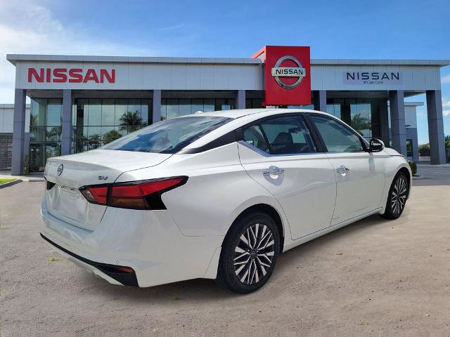 Certified 2023 Nissan Altima 2.5 SV w/ SV Premium Package FWD image 5
