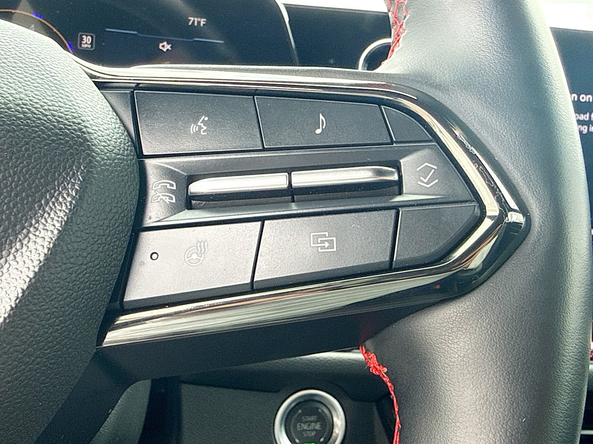 Used 2024 Chevrolet Traverse RS w/ LPO, Floor Liner Package image 41