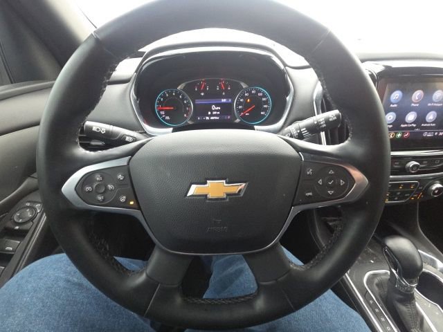 Used 2023 Chevrolet Traverse LT image 42