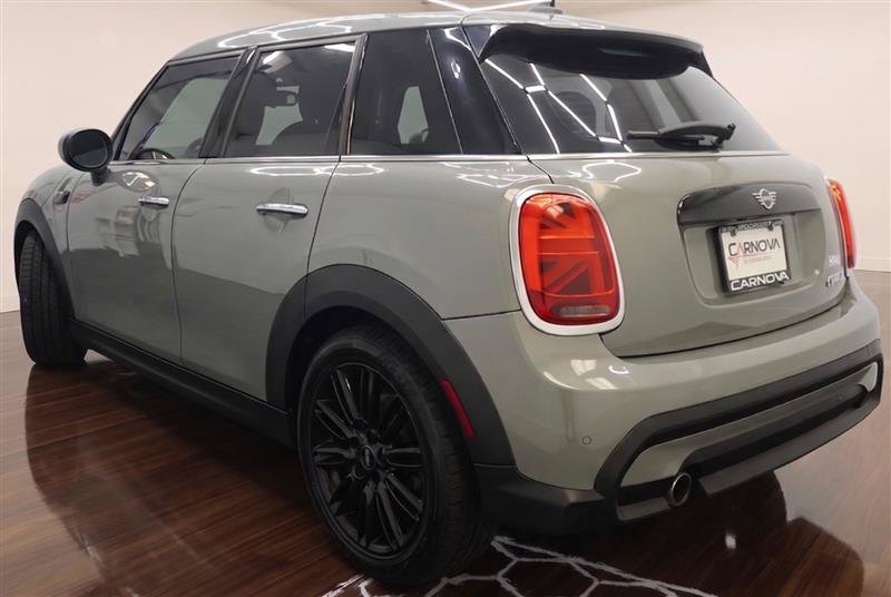 Used 2022 MINI Cooper 4-Door Hardtop FWD image 6