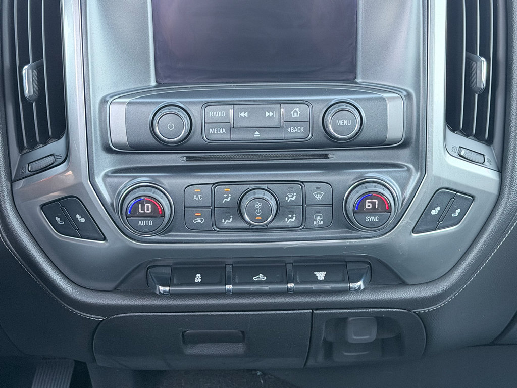 Used 2018 Chevrolet Silverado 2500 LTZ AWD/4WD image 19
