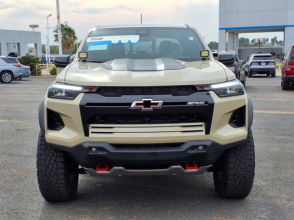 Used 2024 Chevrolet Colorado ZR2 w/ Technology Package image 2