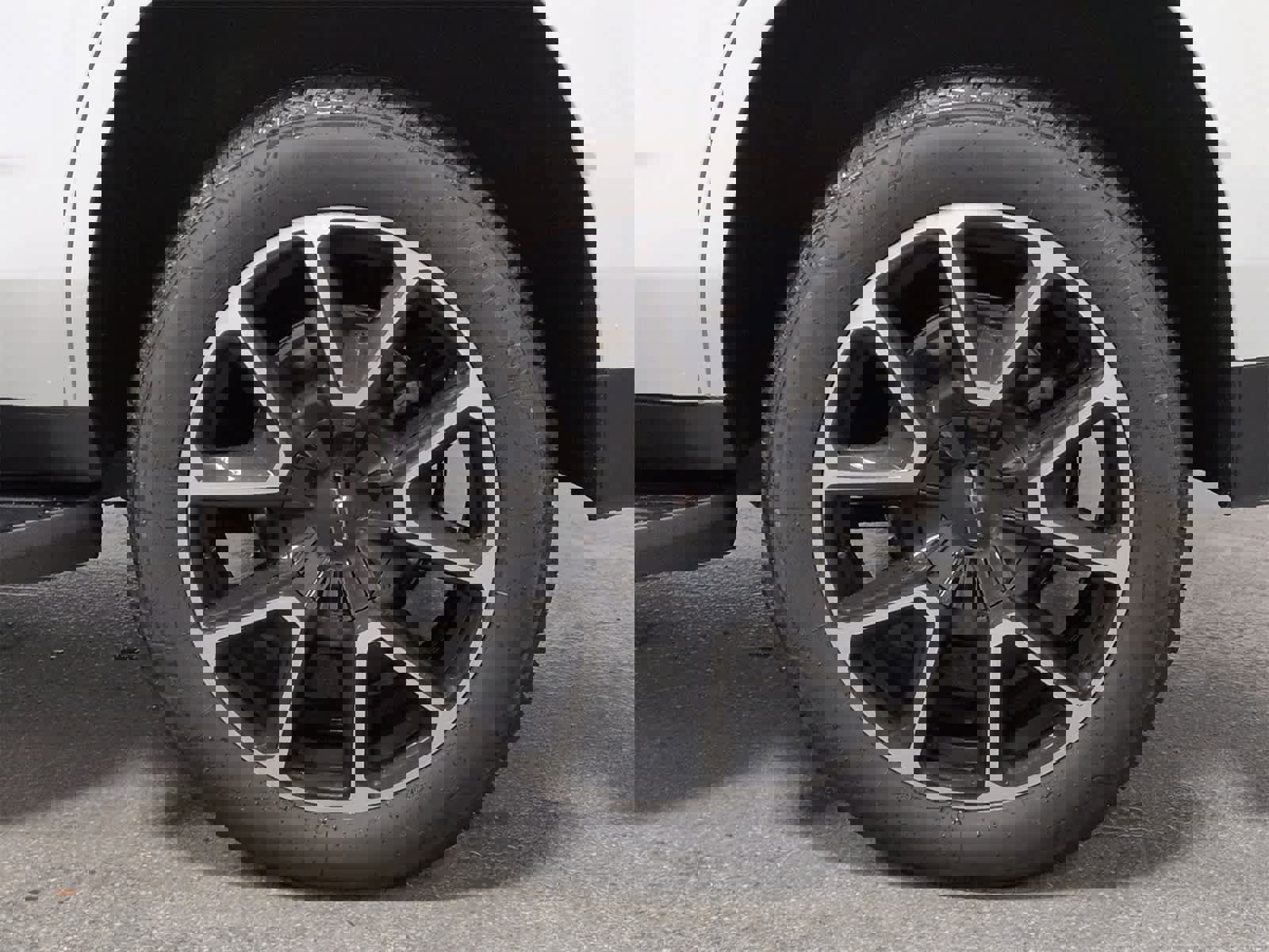 Used 2023 Chevrolet Tahoe RST w/ Luxury Package image 14