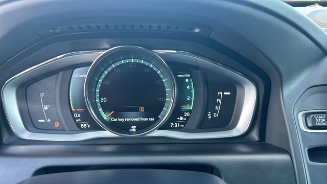 Used 2015 Volvo XC60 T5 Platinum w/ Protection Package FWD image 21