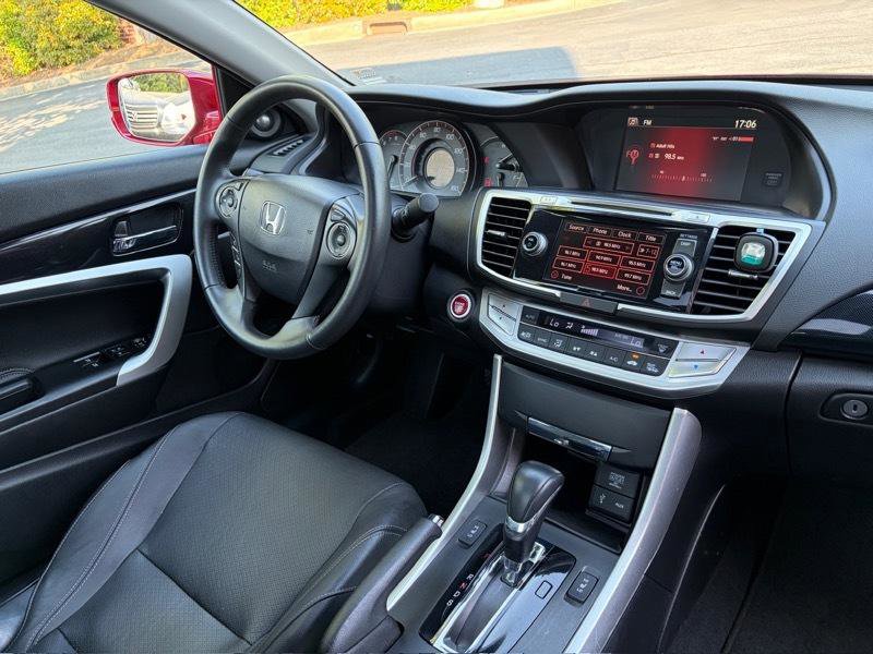 Used 2015 Honda Accord EX-L image 39
