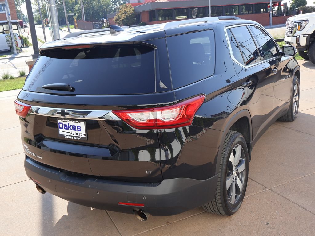 Certified 2018 Chevrolet Traverse LT w/ LPO, Black Accent Package AWD/4WD image 6