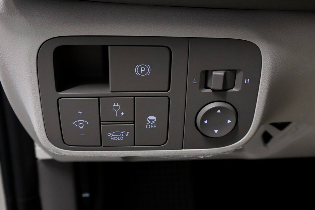 Certified 2024 Hyundai Ioniq 6 SEL image 28