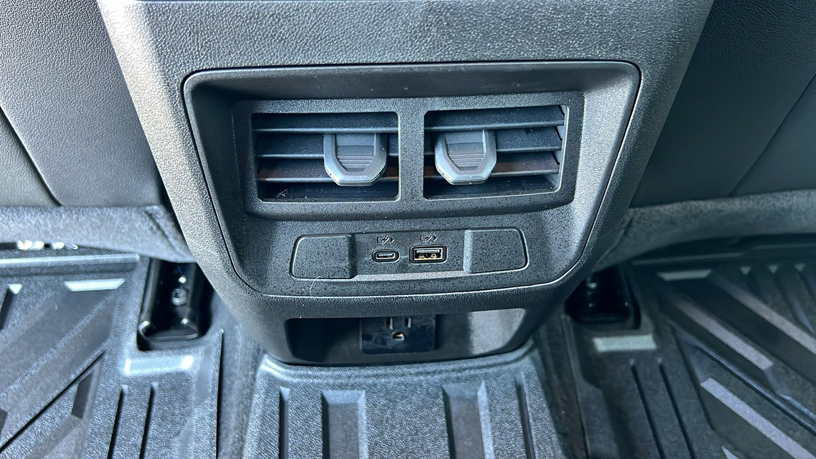 New 2026 Chevrolet Colorado Z71 w/ Technology Package image 16