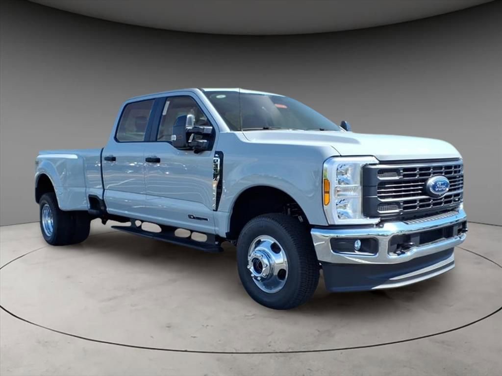 New 2026 Ford F350 XL w/ 360-Degree Camera Package image 11