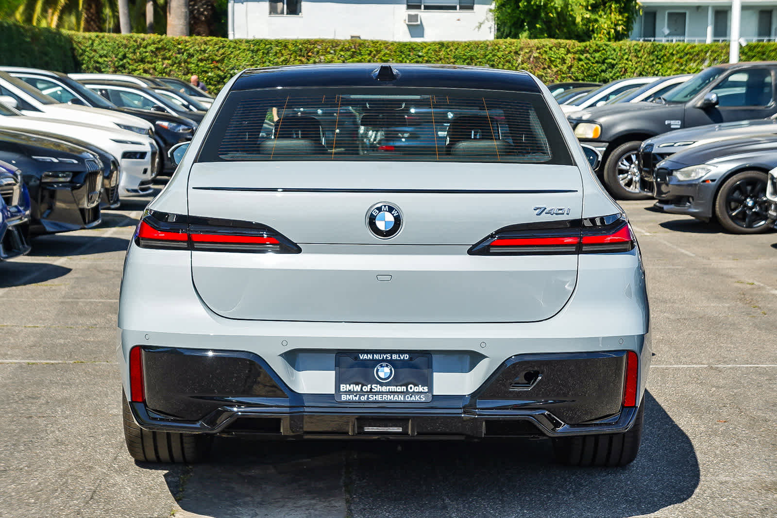 New 2026 BMW 740i image 5