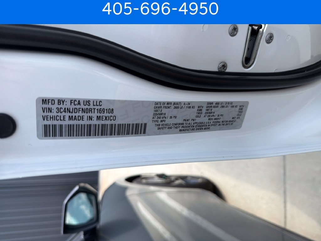 Used 2024 Jeep Compass Latitude AWD/4WD image 36