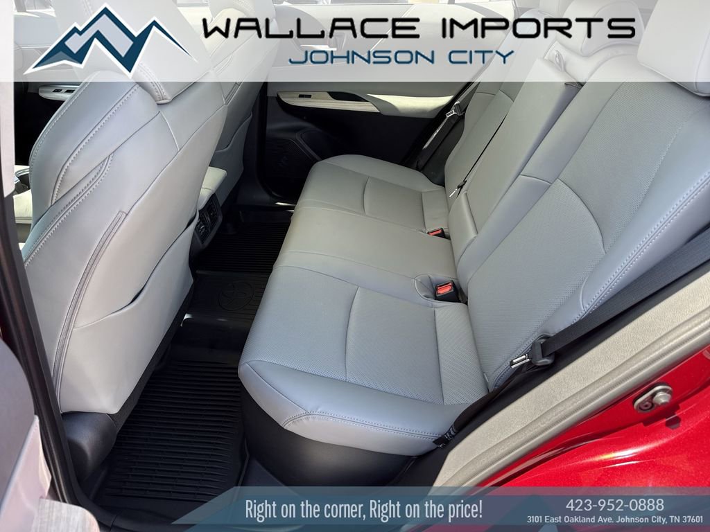 Used 2024 Toyota Venza Limited AWD/4WD image 41