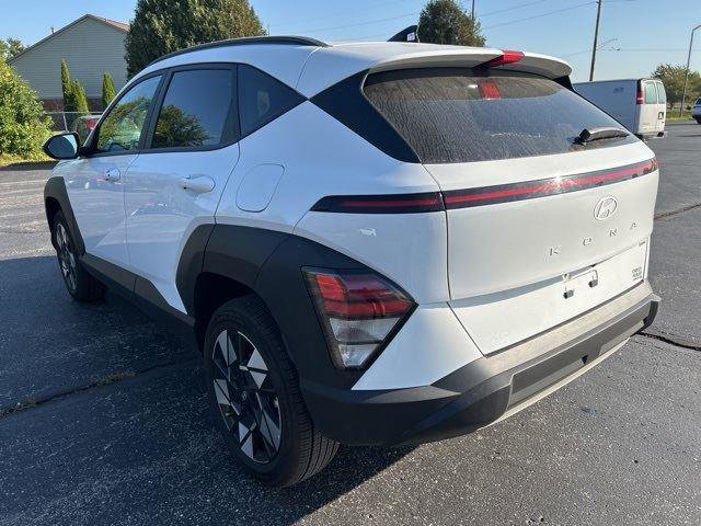 Used 2025 Hyundai Kona SEL image 24