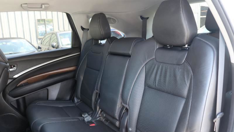 Used 2020 Acura MDX w/ Technology Package FWD image 23