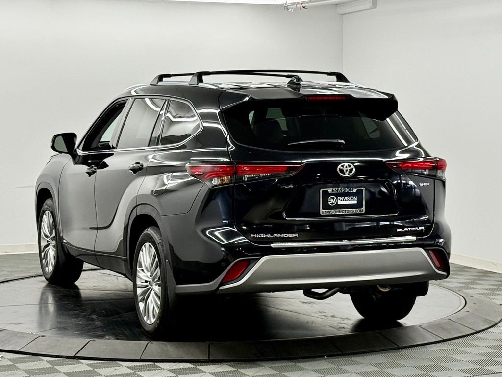 Used 2026 Toyota Highlander Platinum AWD/4WD image 12