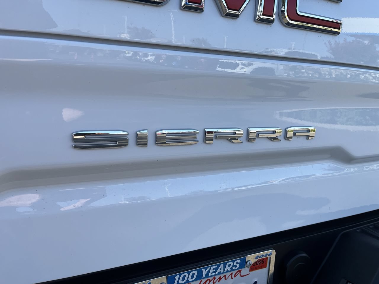 Used 2024 GMC Sierra 1500 SLT w/ SLT Premium Plus Package AWD/4WD image 30