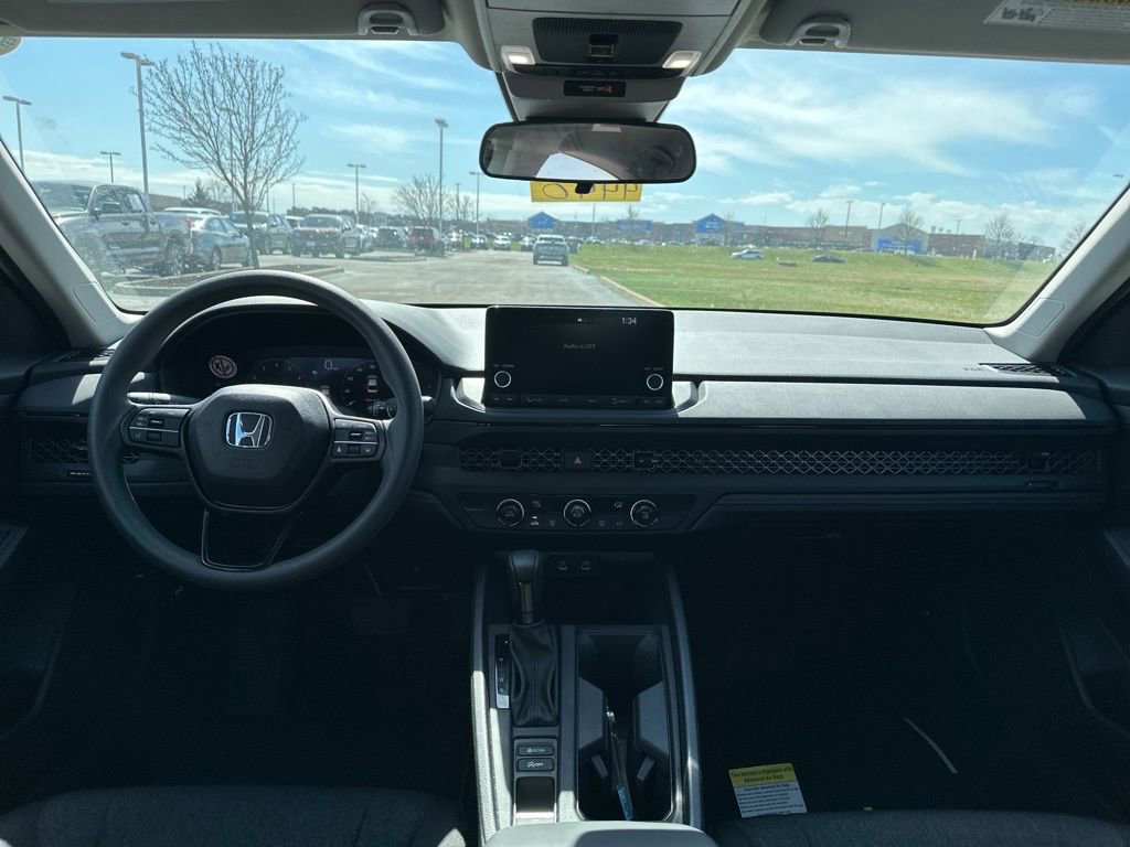 Used 2025 Honda Accord LX image 17