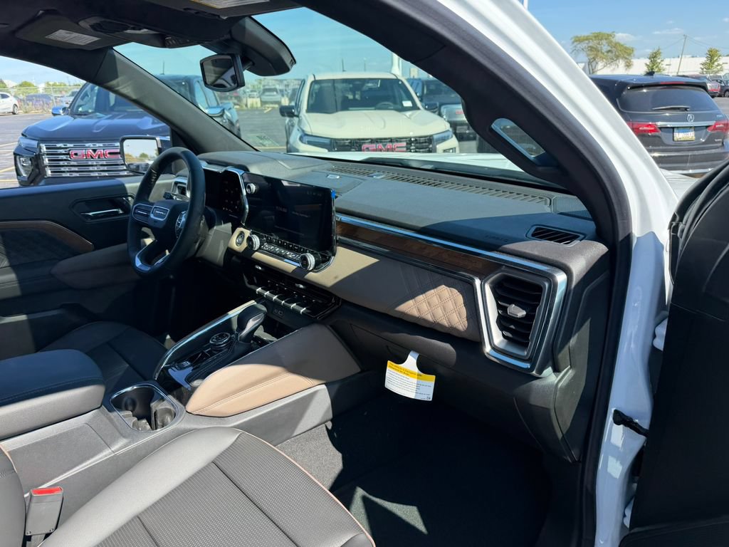 New 2026 GMC Canyon Denali AWD/4WD image 17