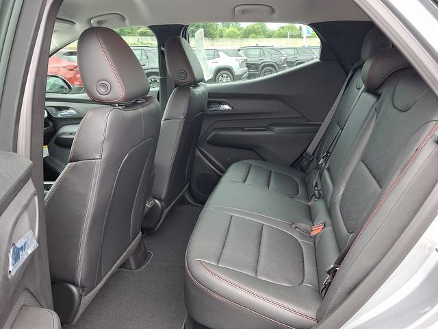 New 2027 Chevrolet Bolt RS FWD image 5