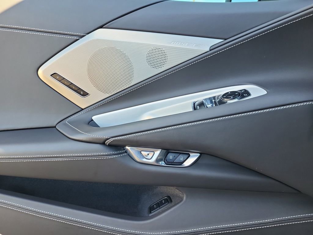 Used 2023 Chevrolet Corvette Stingray Premium Cpe w/ Z51 Performance Package image 10