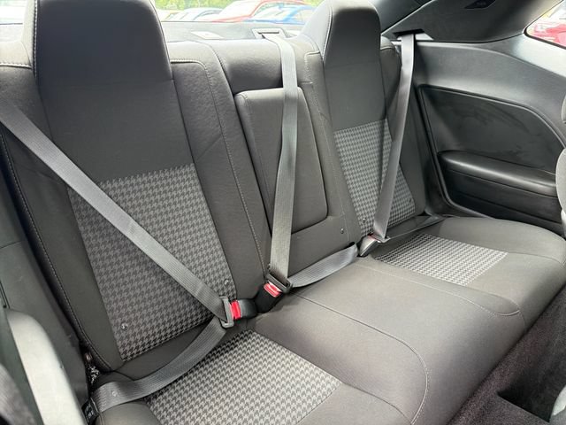 Used 2017 Dodge Challenger R/T RWD image 27