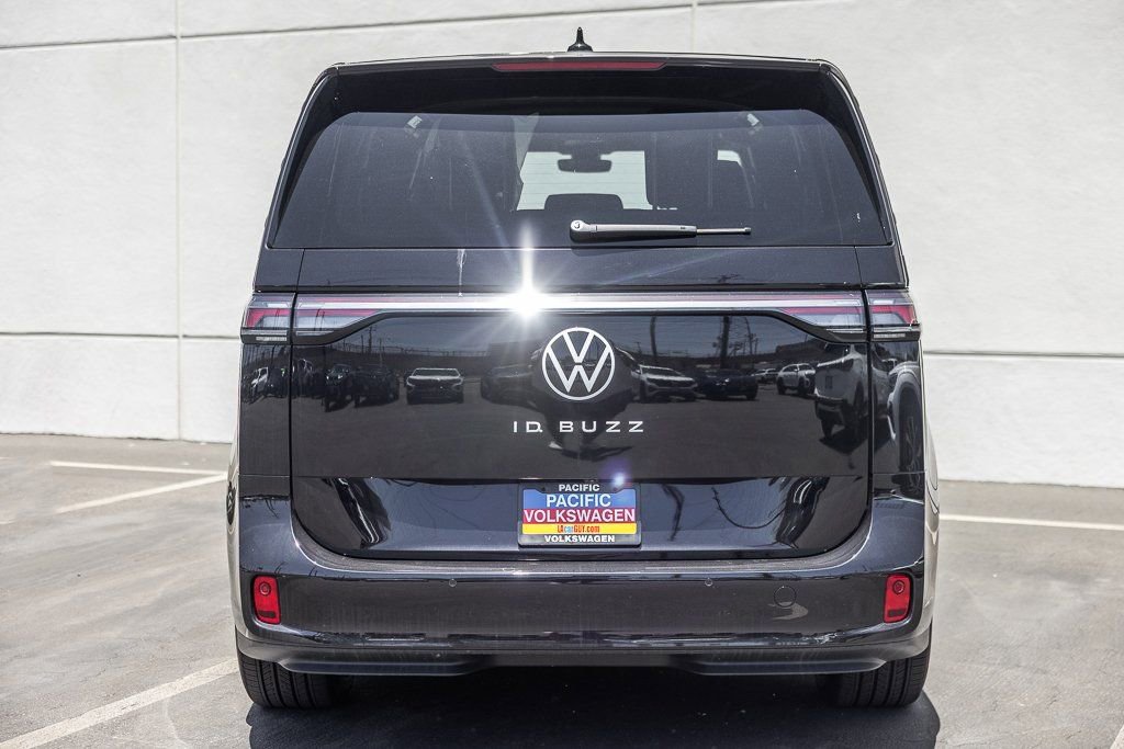 New 2025 Volkswagen ID. Buzz Pro S RWD image 5