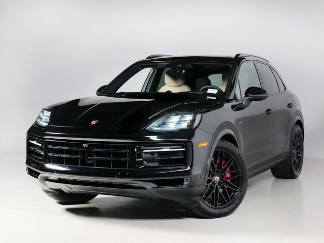 New 2025 Porsche Cayenne S video 1