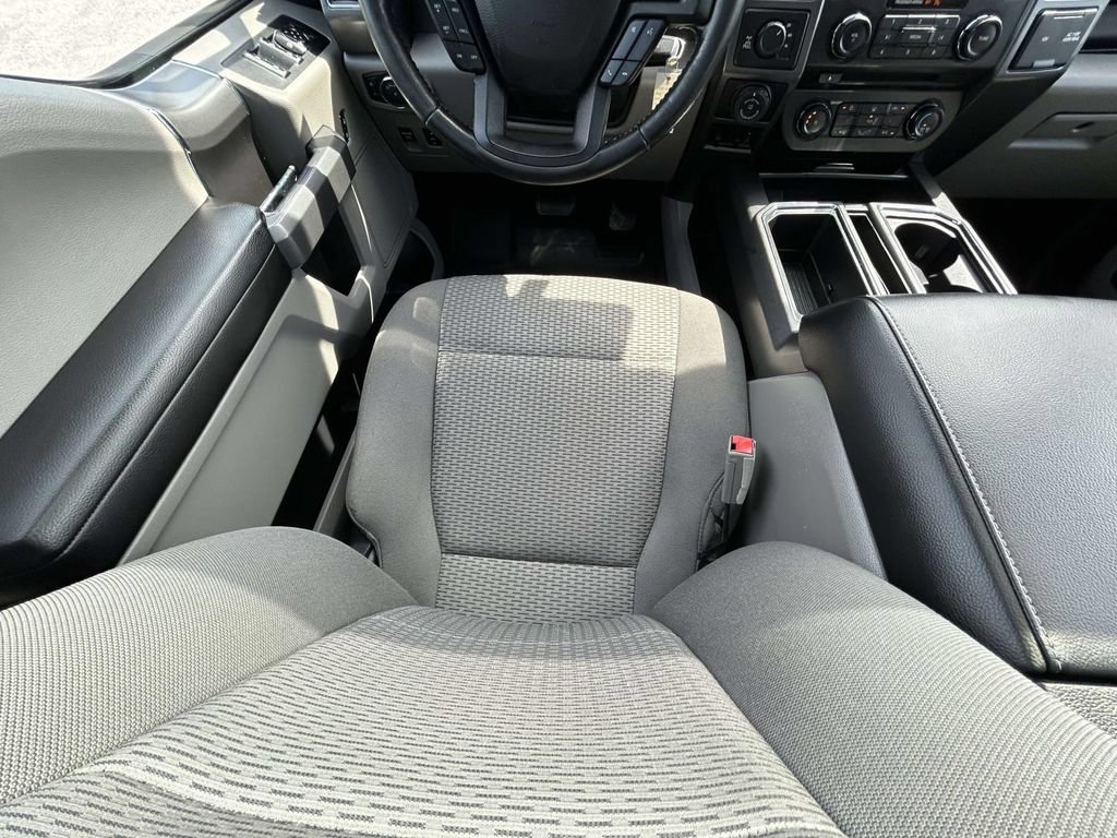 Used 2018 Ford F150 XLT w/ Equipment Group 302A Luxury AWD/4WD image 14