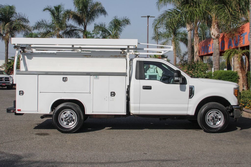 Used 2018 Ford F350 XL w/ Power Equipment Group RWD image 13