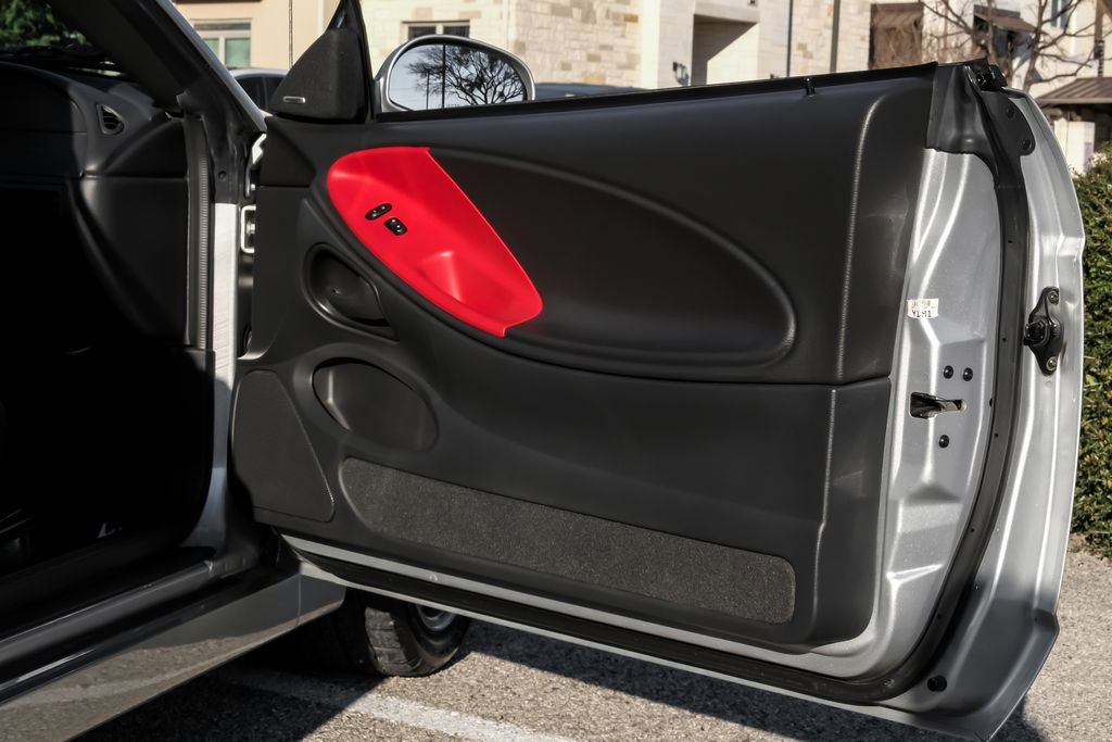 Used 2003 Ford Mustang Cobra image 38