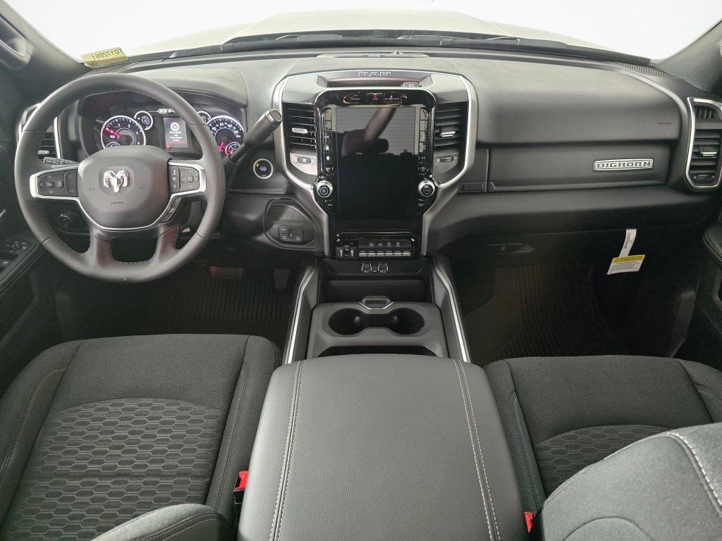 New 2026 RAM 3500 Big Horn AWD/4WD image 17