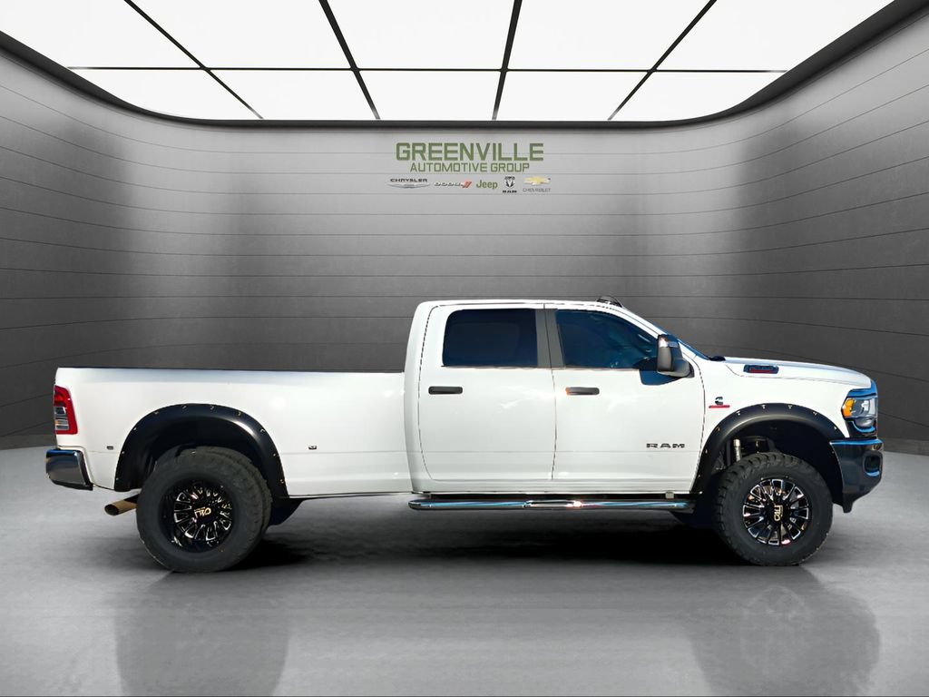 Used 2024 RAM 3500 Big Horn AWD/4WD image 10