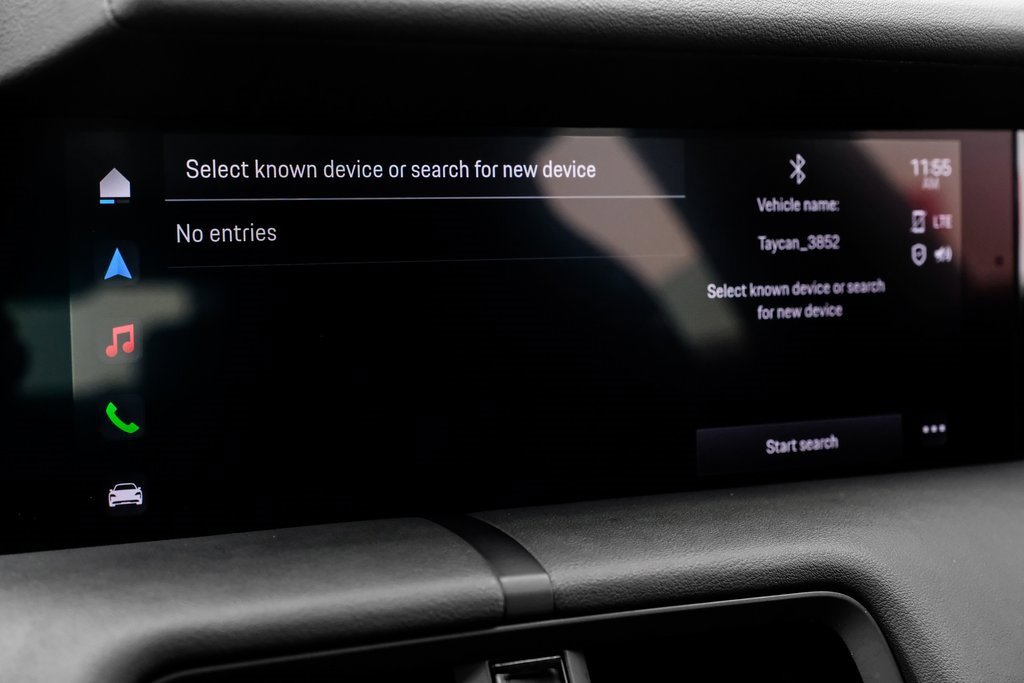 Used 2023 Porsche Taycan w/ Premium Package image 41