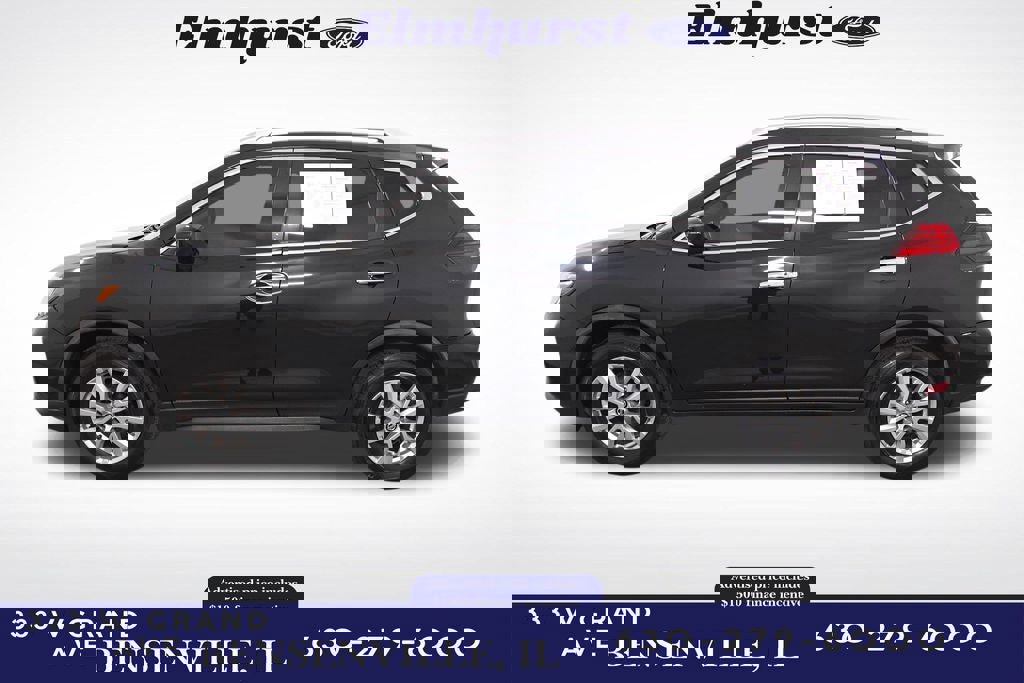 Used 2017 Nissan Rogue SV image 2