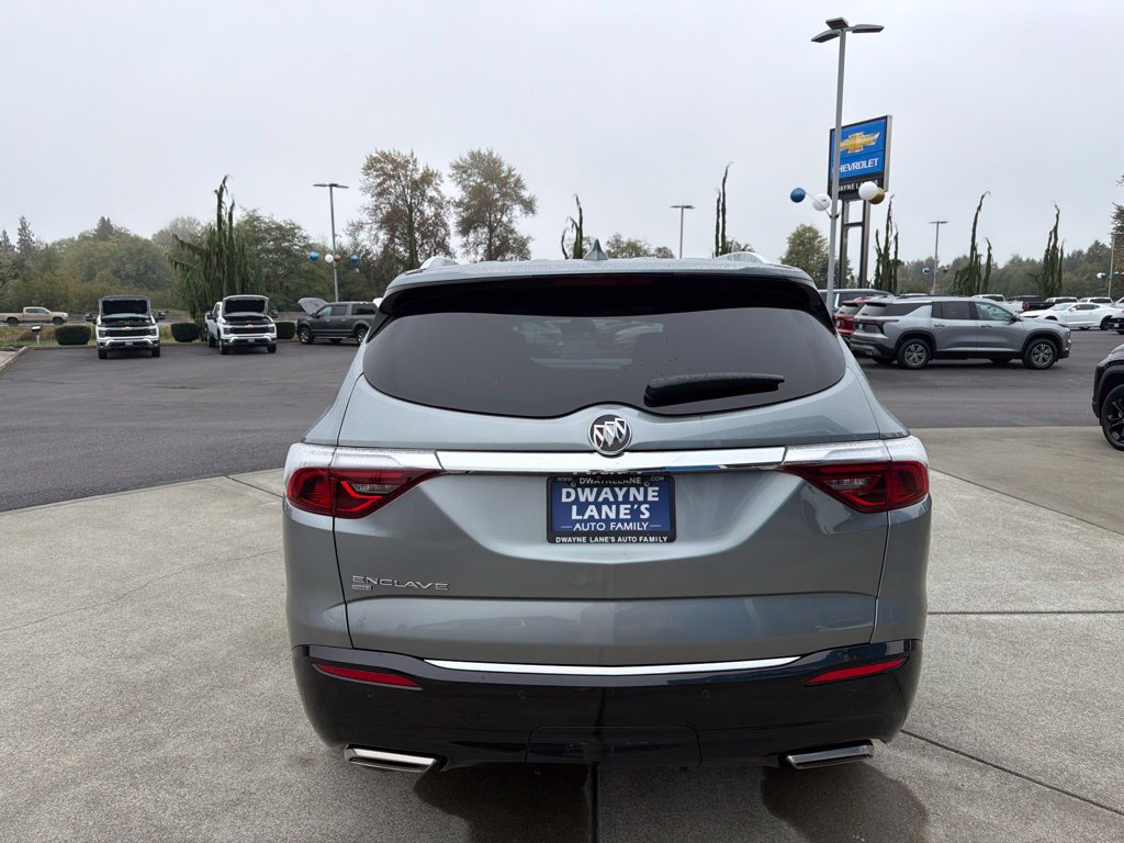 Used 2024 Buick Enclave Essence w/ Technology Package AWD/4WD image 5