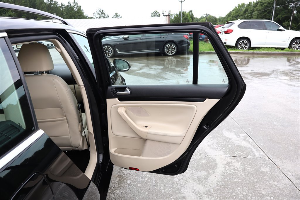 Used 2014 Volkswagen Jetta TDI FWD image 31
