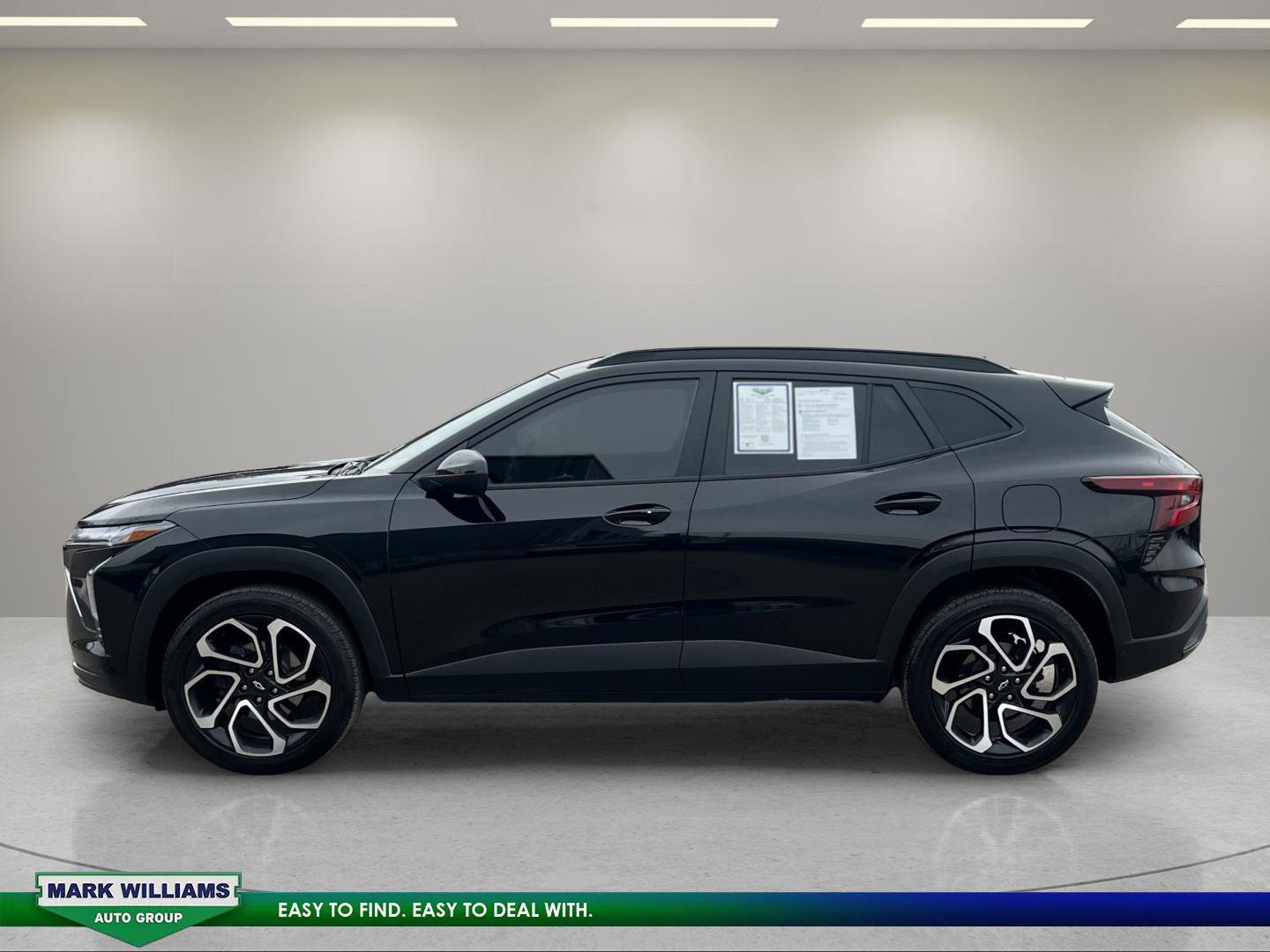 Used 2024 Chevrolet Trax RS w/ Sunroof Package image 10