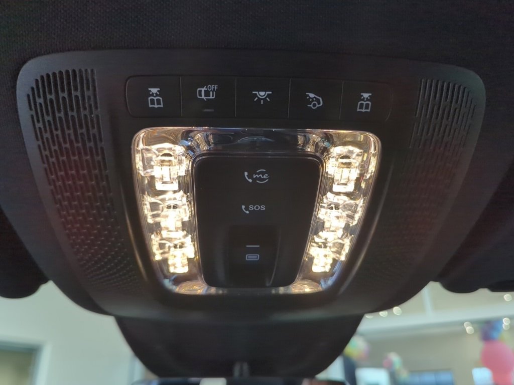 Used 2024 Mercedes-Benz GLE 350 4MATIC image 30