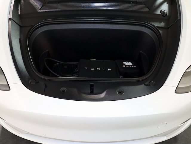 Used 2022 Tesla Model Y Performance image 35