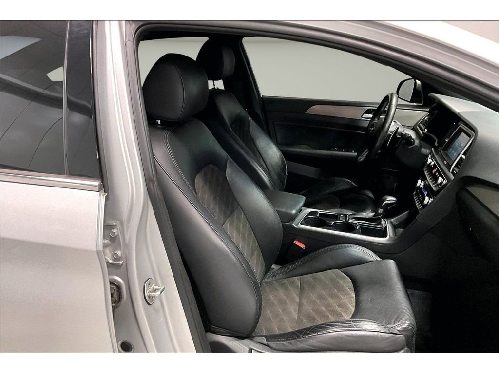 Used 2018 Hyundai Sonata Sport image 8
