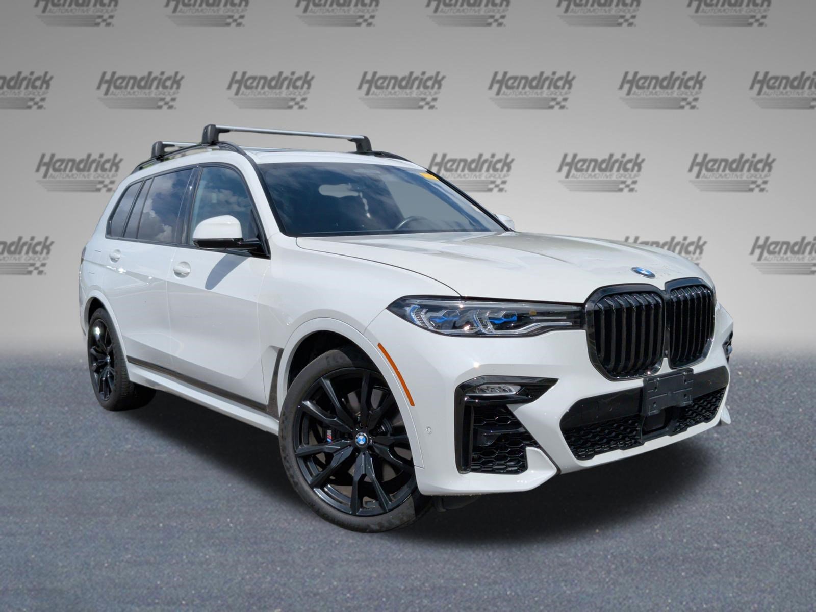 Used 2021 BMW X7 M50i w/ Dynamic Handling Package image 2