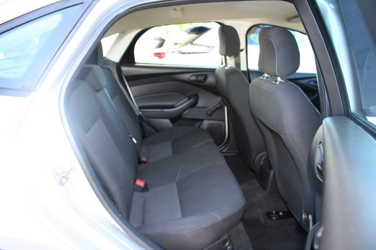 Used 2017 Ford Focus S FWD image 23