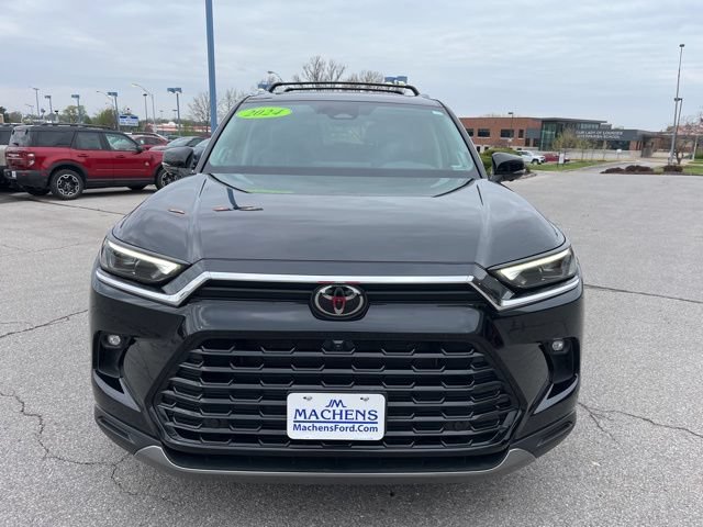 Used 2024 Toyota Grand Highlander AWD image 10