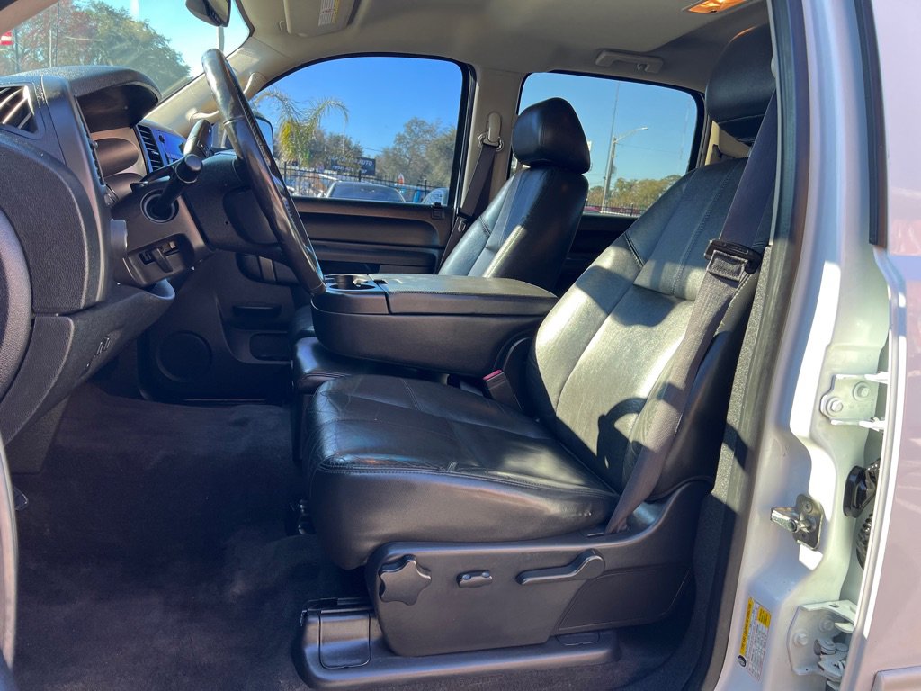 Used 2013 Chevrolet Silverado 3500 LT w/ Convenience Package AWD/4WD image 30
