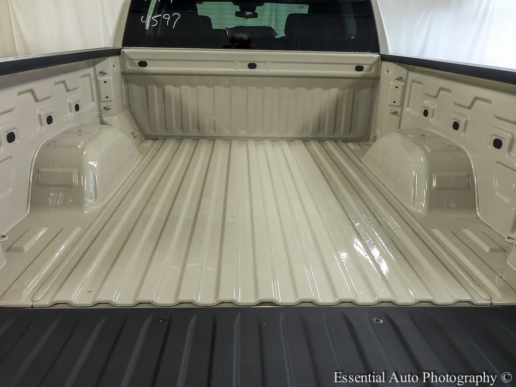 New 2026 Chevrolet Silverado 1500 Custom w/ Turbomax Blackout Package AWD/4WD image 18