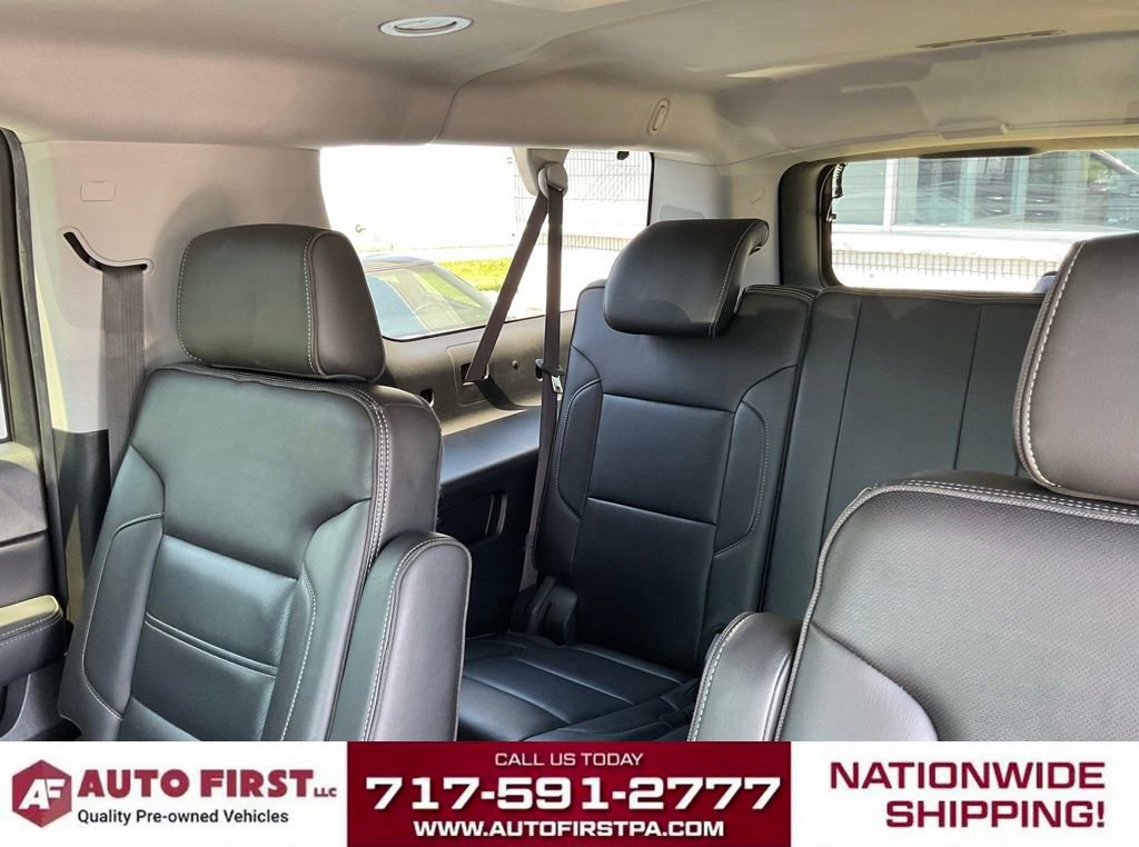 Used 2018 GMC Yukon XL Denali w/ Open Road Package AWD/4WD image 12