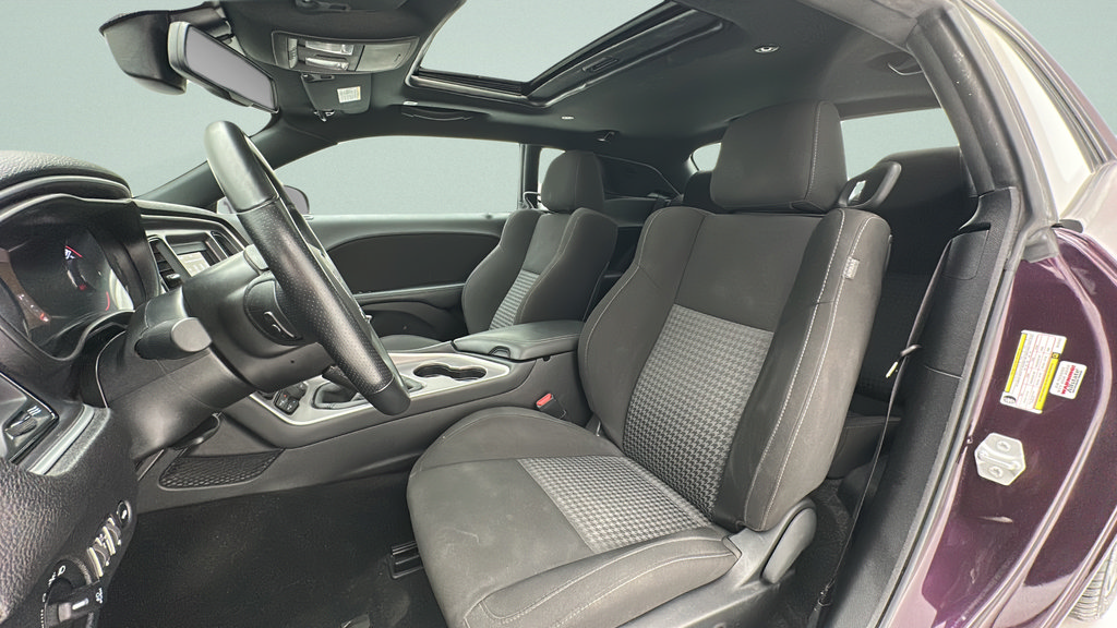 Used 2022 Dodge Challenger R/T w/ Blacktop Package RWD image 11