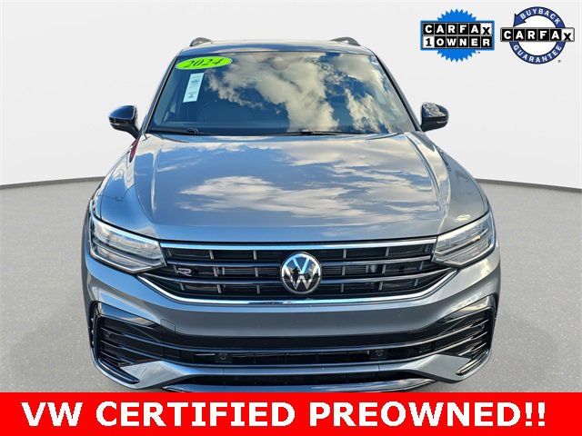 Used 2024 Volkswagen Tiguan SE R-Line image 2